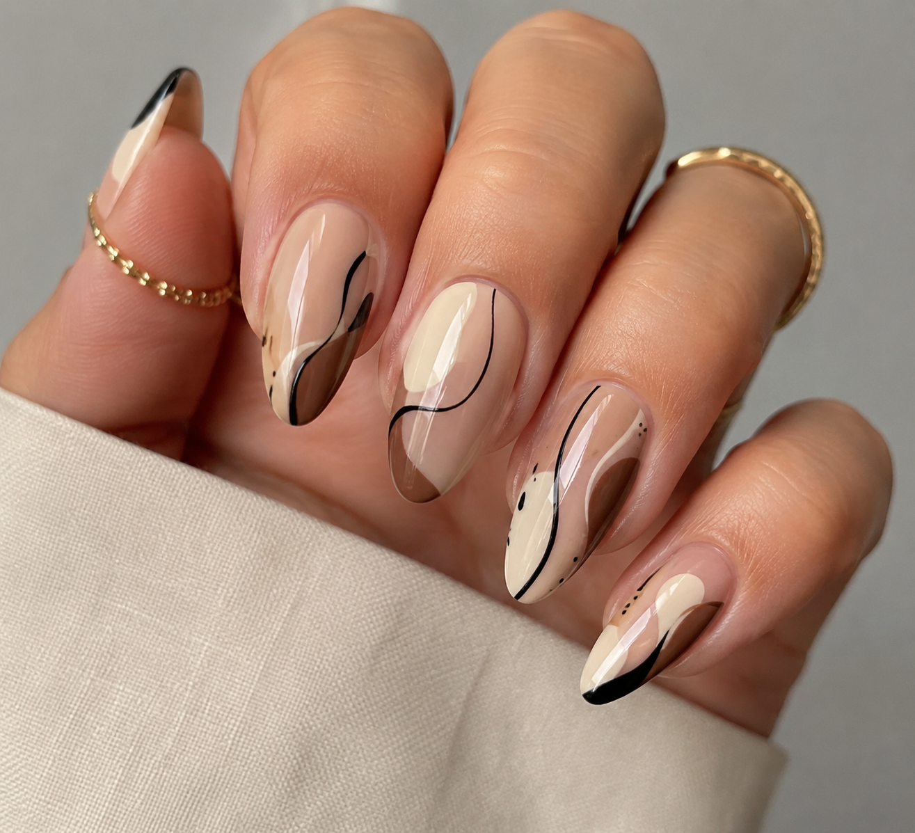 Abstract Beige Nail Art