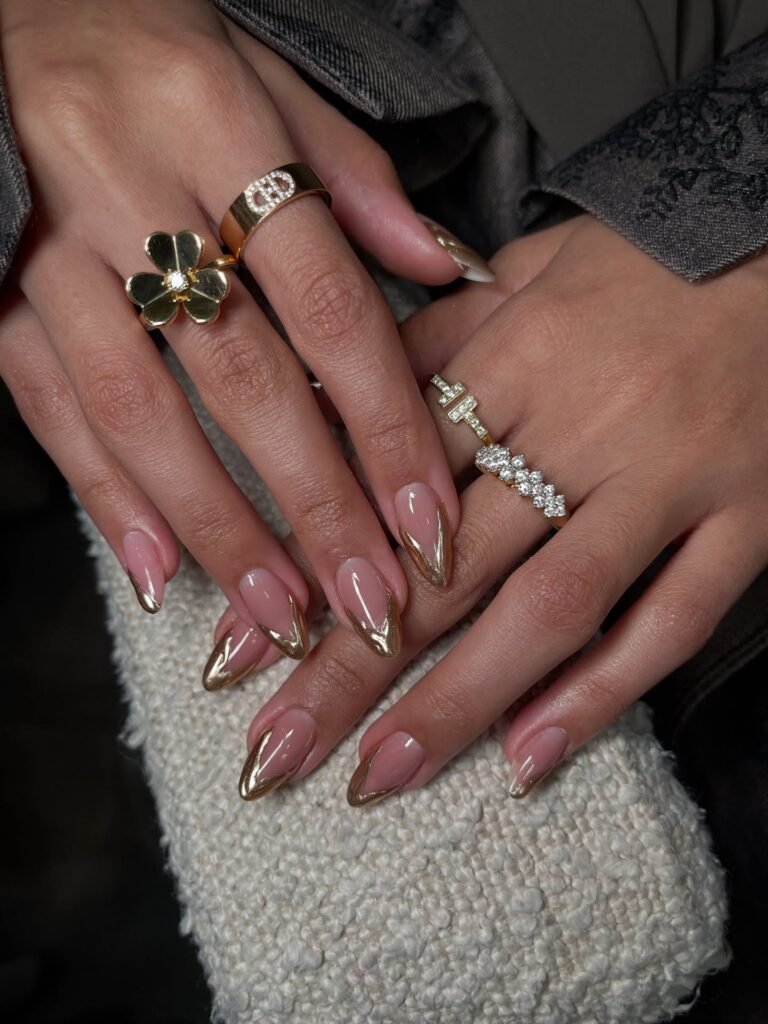 antique gold accent