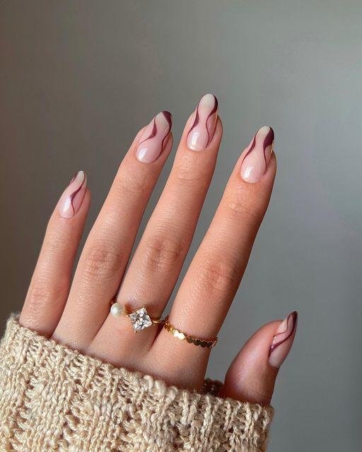 Coffee Swirl Nails