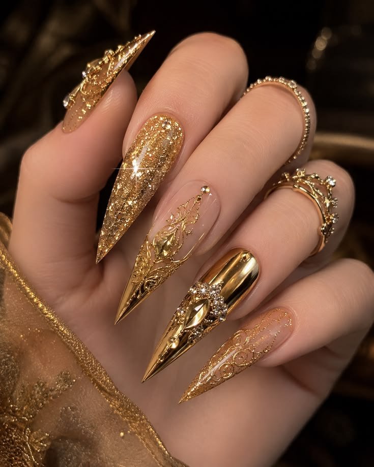 Baddie Luxury Gold Nails