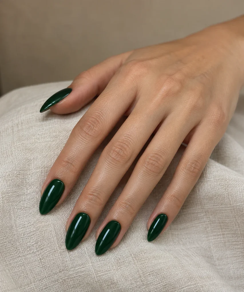  Deep Emerald Almond Nails
green fall Nails

