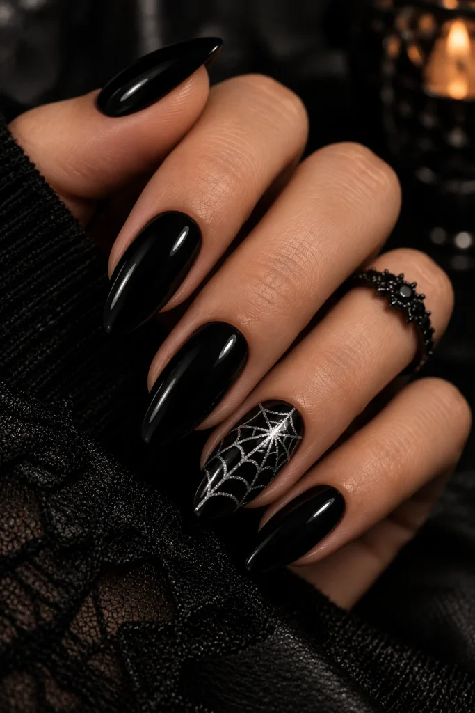 Cobweb Accent Nail