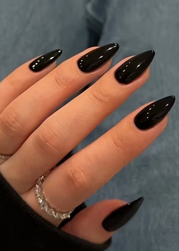 Glossy Black Baddie Nails
