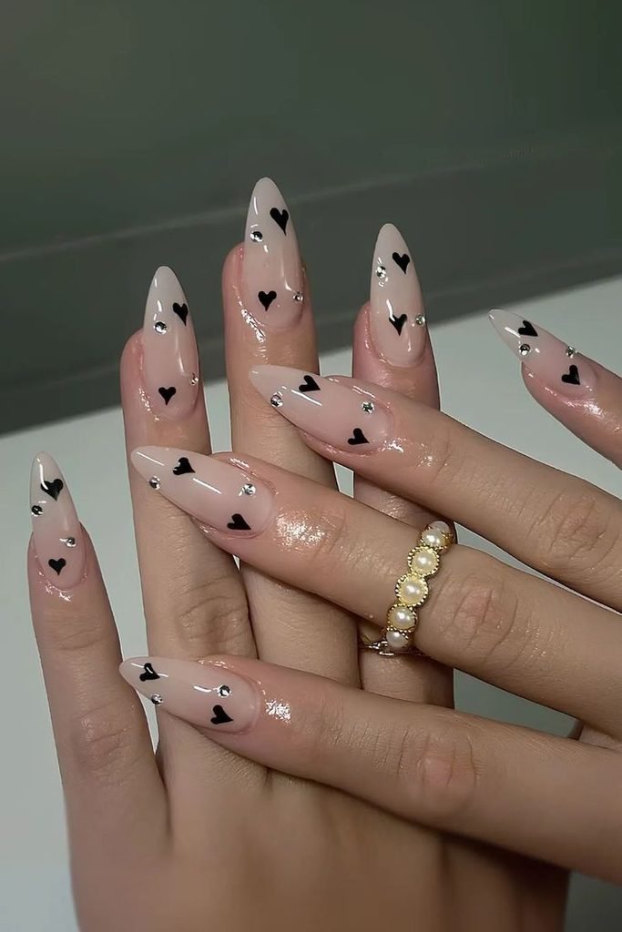 Heart Detail Nails