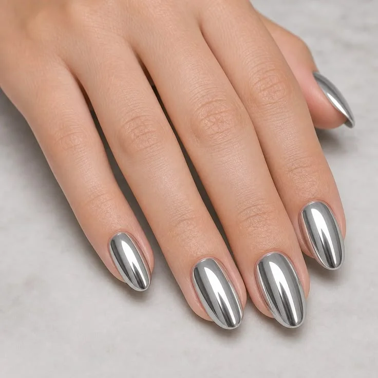 Silver Chrome Mirror Nails
