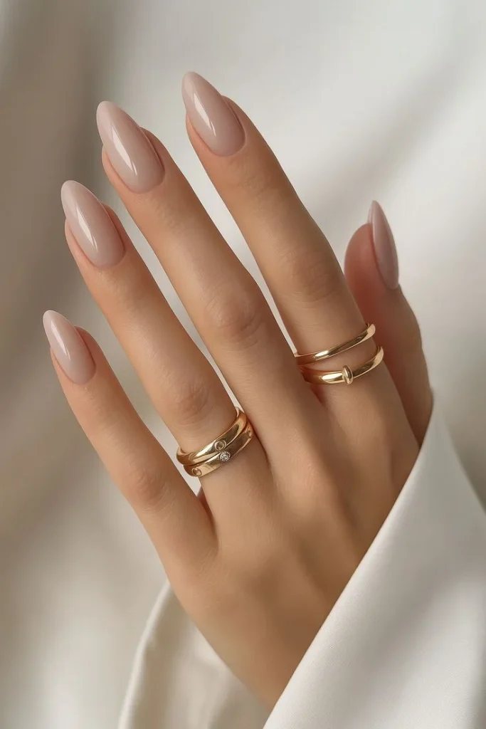 Soft Nude Manicure