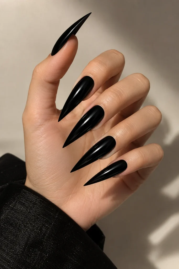 Stiletto Claws in Glossy Black